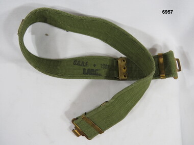 Army green waist webbing belt.