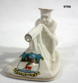 Ceramic model of soldier on Vickers Machine gun.