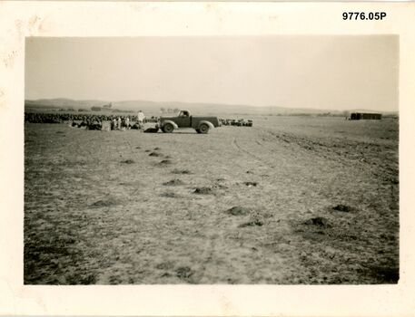 9776.05P Western Desert Tobruk 1941 above the echelon
