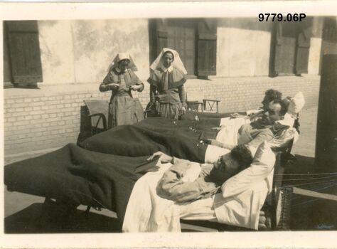 9779.06P Egypt Cairo Hospital It is me straightening my cape just too late