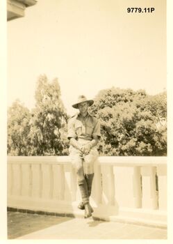 9779.11P Egypt Cairo Standing soldier no information