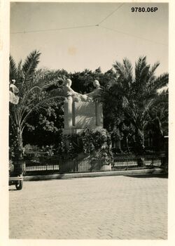 9780.06P Lebanon Beirut Monument erected in appreciation of declaration of peace Beirut