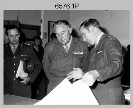 Army Survey Regiment, MAJGEN David Engel AO OBE Visit, Fortuna, Bendigo. 1982.