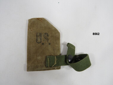 Muzzle cover for a 30 Cal U.S. Carbine.
