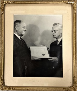RSL Life membership presentation 1950