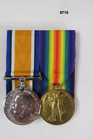 Medal set of two (2) WW1.
