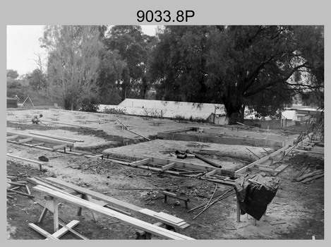 New Printing Building preparation at the Army Survey Regiment, Bendigo 1987.