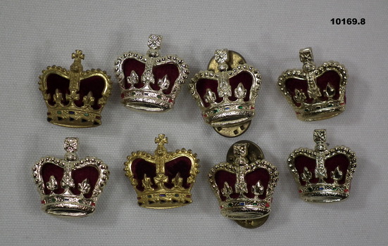 Queen's Crown Rank Insignia.