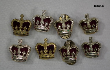 Queen's Crown Rank Insignia.