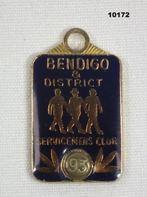Metal and enamel Bendigo District Servicemen's Club badge.