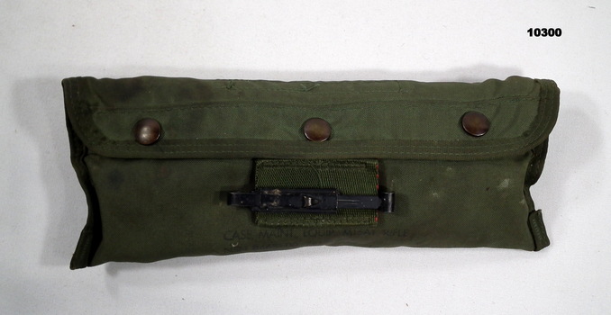 Cleaning kit in green Cordura fabric for M16 Rifle.