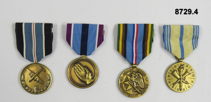 Medal set of four (4) USA medals.