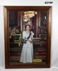 Photograph - QUEEN ELIZABETH II, FRAMED, Galleria Framing & Prints, April 2000