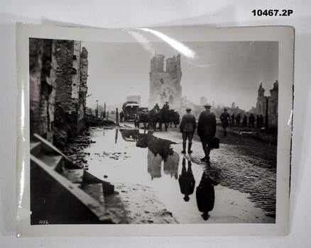 Photographs of various WW1 scenes.