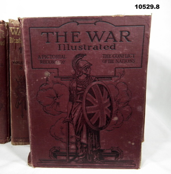Set of eight pictorial books, WW1.