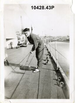 10428.43P Unidentified shipmate                                                                                          