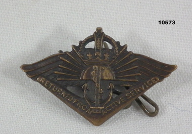 Award - RETURNED FROM ACTIVE SERVICE BADGE WW2, post 1945