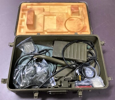 Showing case contents and lid packing