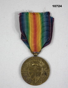 WW1 Cuban Victory Medal and ribbon.
