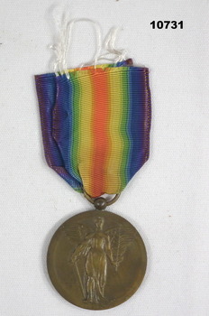 WW1 Romanian Victory Medal with ribbon.