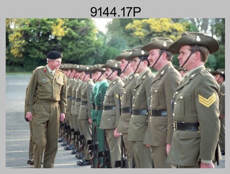 Chief of the General Staff Visit to the Army Survey Regiment 1990. 