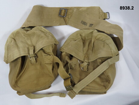 Lewis Gun WWII Magazine carrier set.