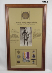 Award - FRAMED MEDALS, BADGES, PHOTO