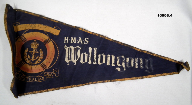 HMAS Wollongong pennant, Staley collection.