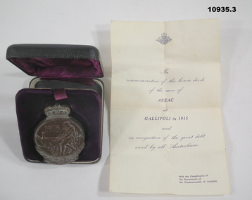Bronze ANZAC Commemorative Medal in box.