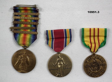 Various USA Service Medals.
