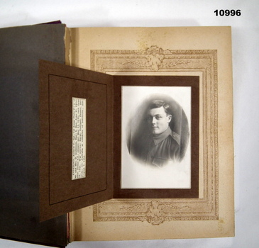 Book , Military History Australia WW1.