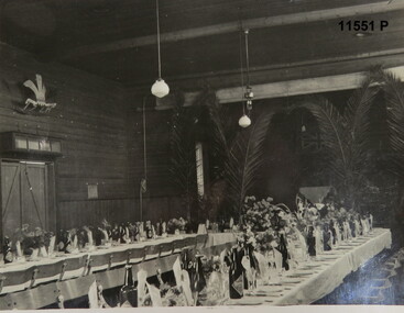 PHOTOGRAPH OF 17 LIGHT HORSE MESS FUNCTION IN 1920's/1930's.