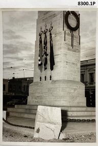 The new Bendigo Cenotaph at Charing Cross.