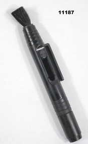 Equipment - LENS CLEANING PEN, Unknown