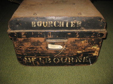Cabin Trunk, Wolverhampton Japanning Works, abt 1900