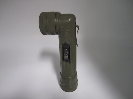 Right angle torch, battery powered, in excellent condition