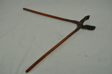 Tongs Blacksmith, circa mid to late 1900's