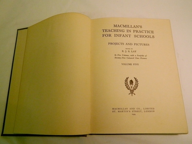 Book - Reference Teaching Infants, MacMillan's Teaching in Practice for Infant Schools Projects and Pictures Vol. 5, 1949