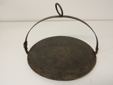 Plate Hot - Camp Fire, circa early 1900s