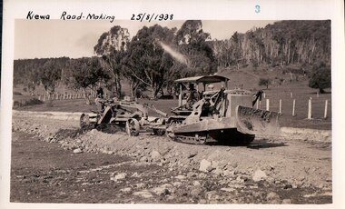 Black and White photograph of Road Making Machinery, Kiewa Road Making 25/8/1938(No. 3 in a series of 8), 25/08/1938