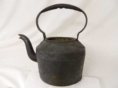 Kettle Cast Iron, Circa 1950