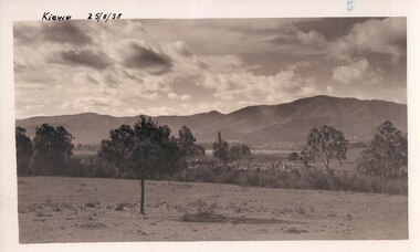 Black and white photograph of farmland, Kiewa, 25/8/38, circa 1938