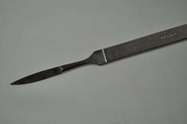 Straight Myringotome Knife