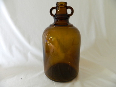 Flagon, 1940s