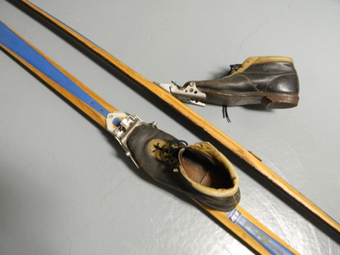 Ski Boots - Cross Country, Pre 1970