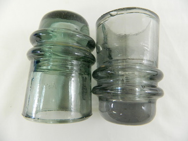 Insulator - Glass x2