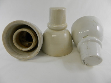 Insulator - Porcelain large x3