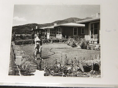 Folder - Early Photos of Mt Beauty