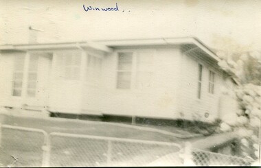 Photographs- Original S.E.C.V. home designs in Mt Beauty – Set of 6 black and white photographs