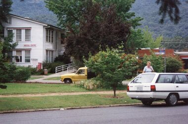 Photographs – Holland Street North, Mt Beauty. Circa 1993. Set of 18 colour photographs